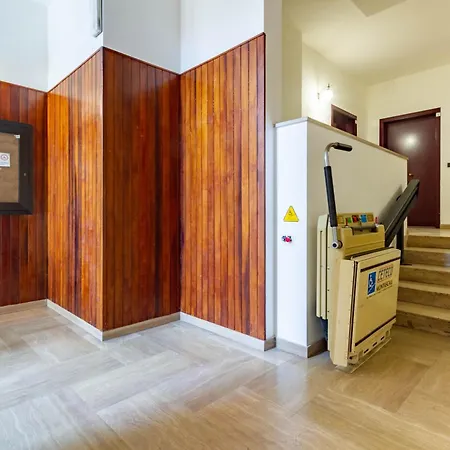 Floreana - Myho Casa * 圣贝内代托-德尔特龙托